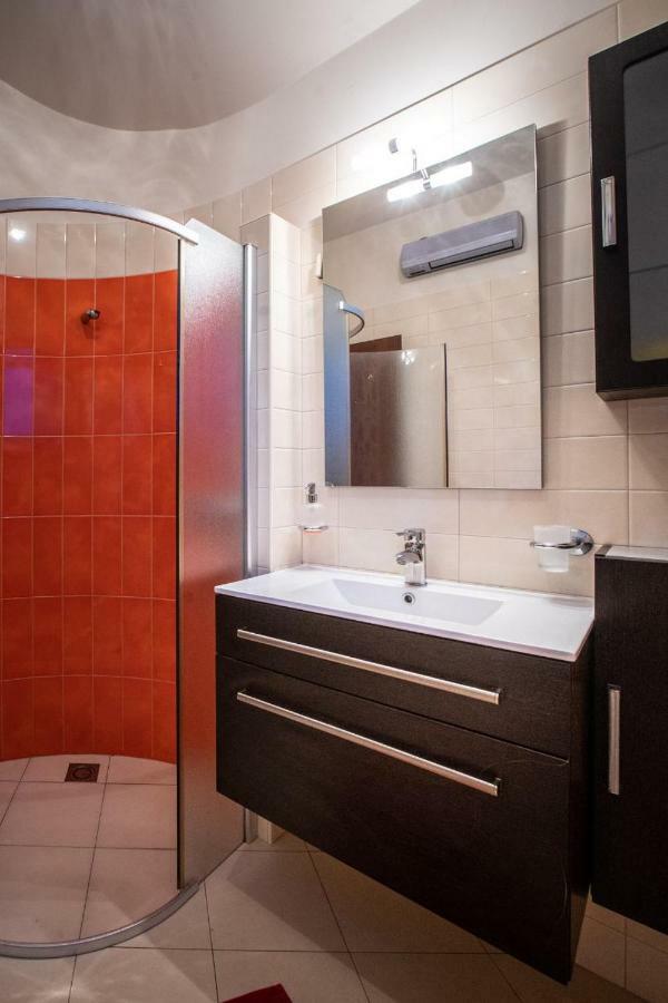 Apartman Nane Banjol Exterior foto